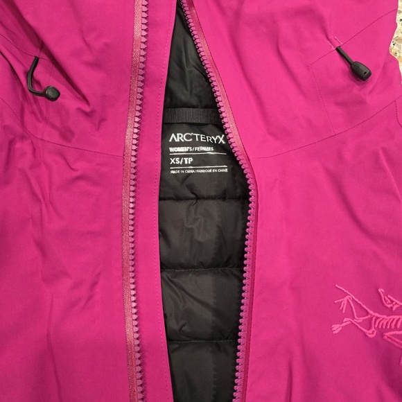 NWT XS Arc'teryx Theriss down coat - Picture 3 of 7